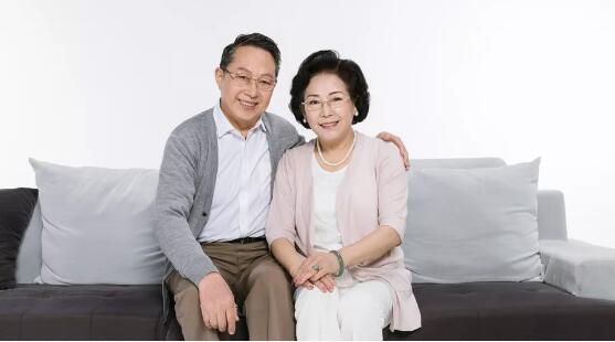 这次回家，，，，，，请记得臻藏爸妈的慢时光！